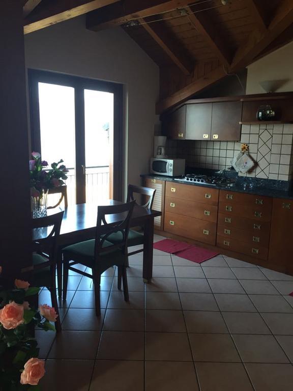 Ferienwohnung Apartment Laveno-Mombello Eksteriør billede